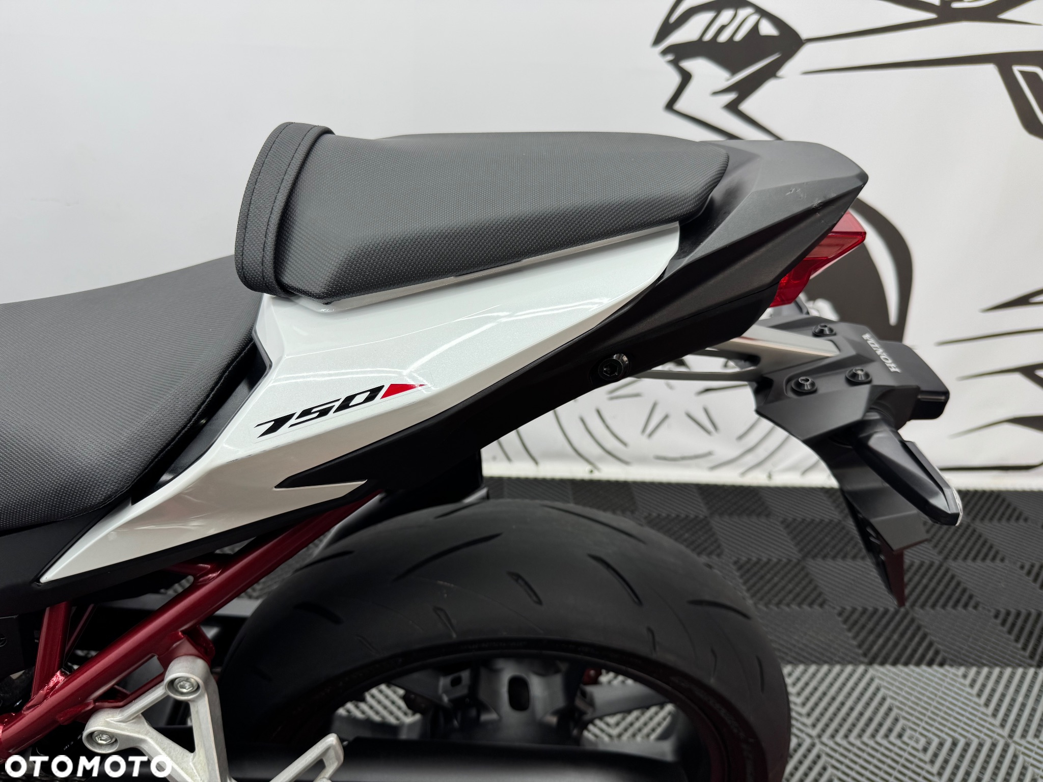 Honda CB - 19