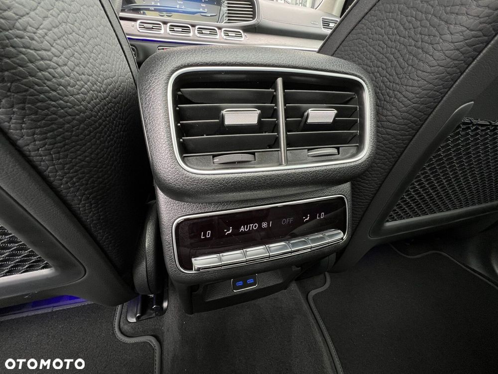 Mercedes-Benz GLS - 14