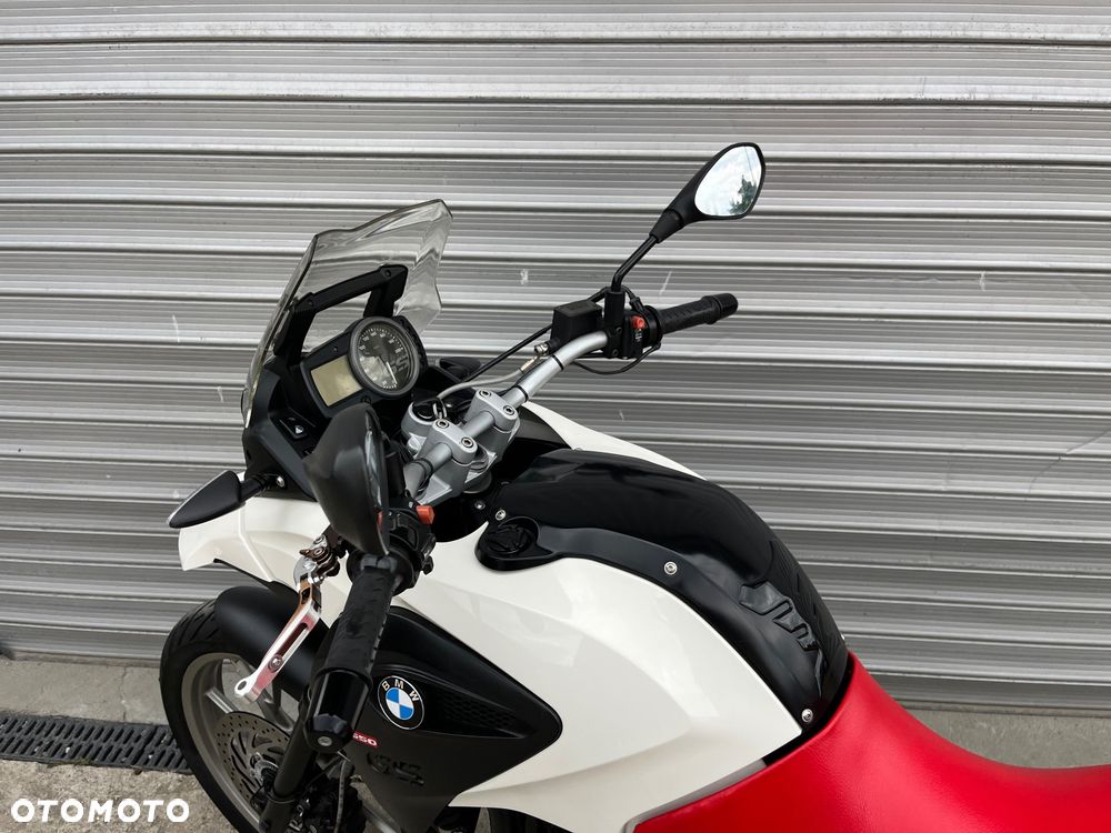 BMW G - 10