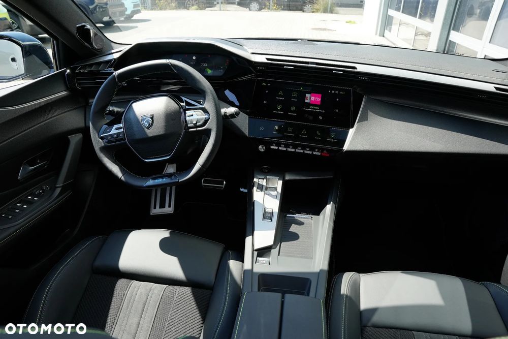 Peugeot 308 1.5 BlueHDi GT Exclusive S&S EAT8 - 11