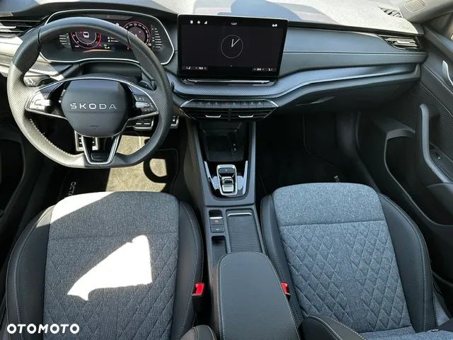 Skoda Octavia 2.0 TDI Sportline DSG - 23