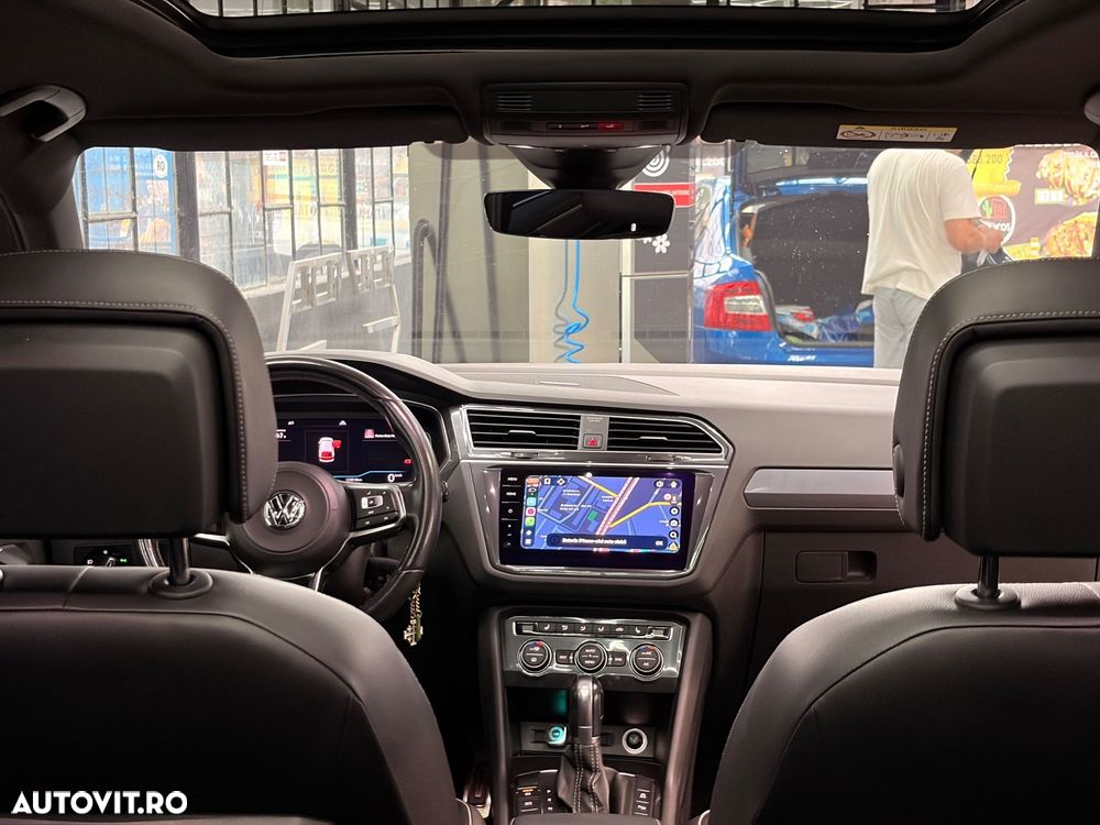 Volkswagen Tiguan - 15