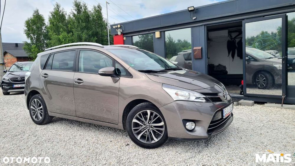 Toyota Verso - 18