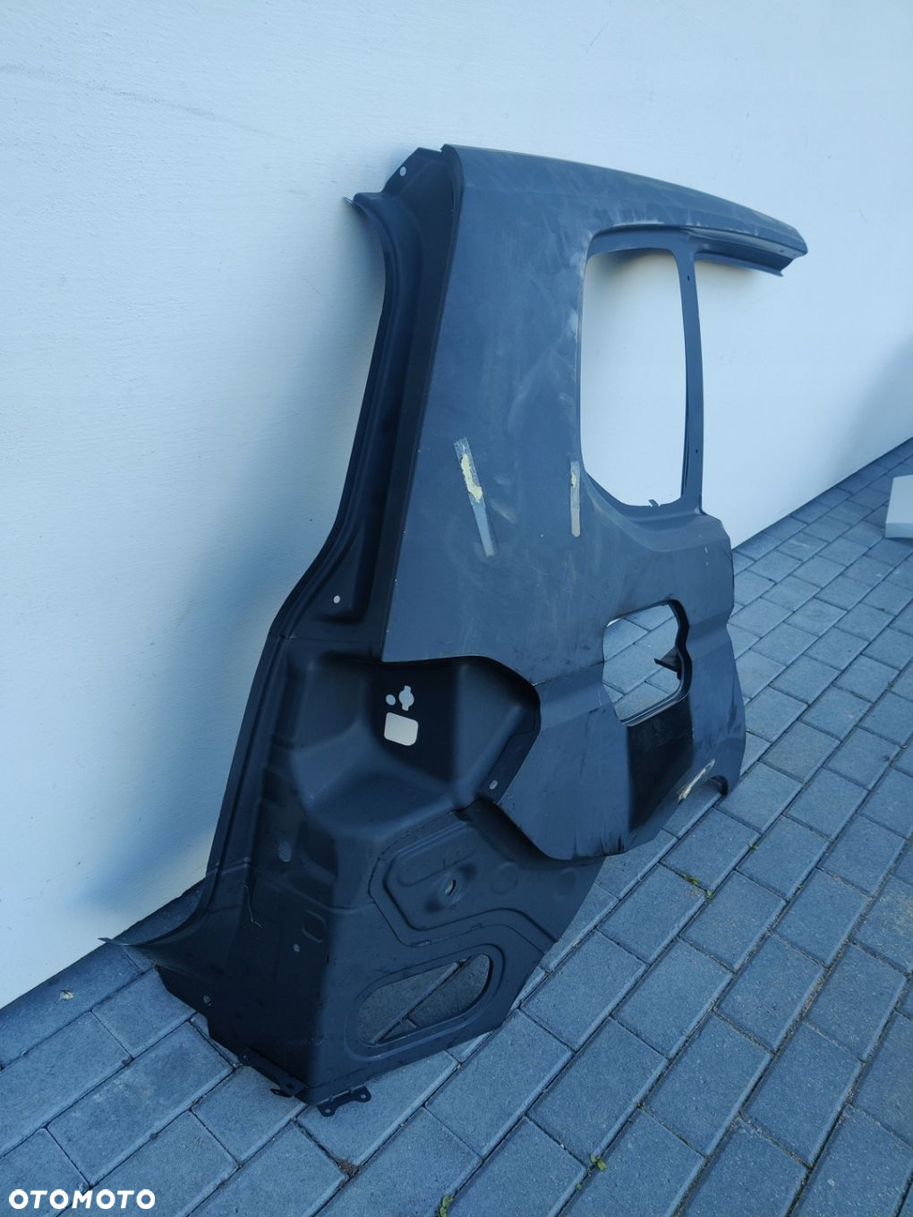 Błotnik prawy tyl poszycie Vw Touran 5ta - 2