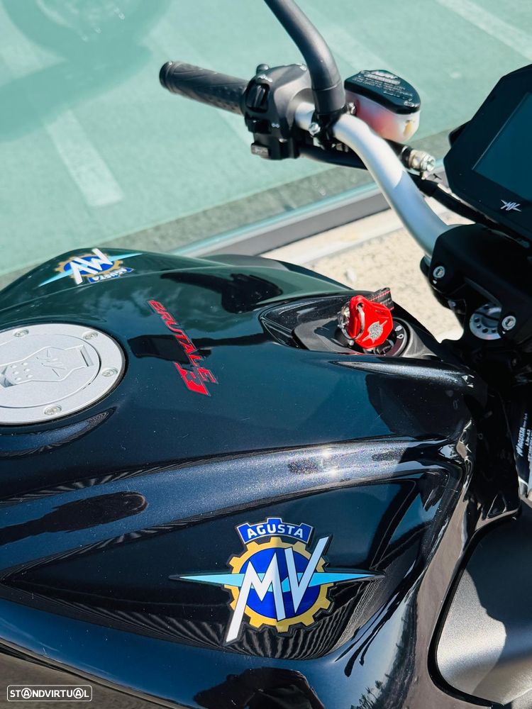 MV Agusta Brutale 800 R - 5