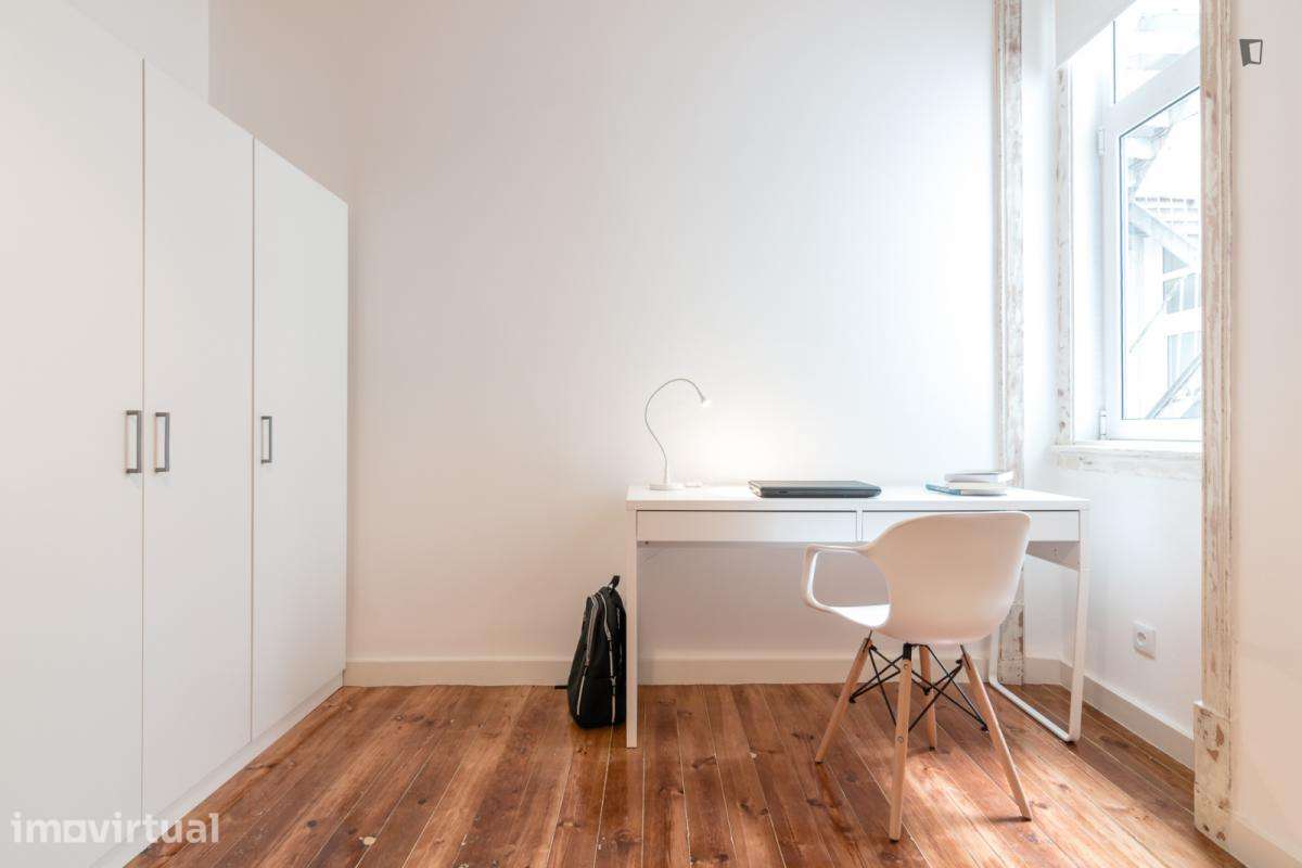 Quarto - localizado em Avenida da Liberdade Lisbon - Grande imagem: 4/17
