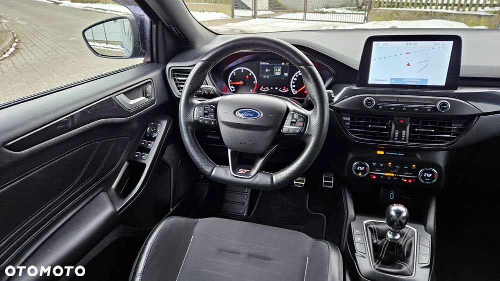 Ford Focus 2.0 EcoBlue S&S ST mit Styling-Paket - 24