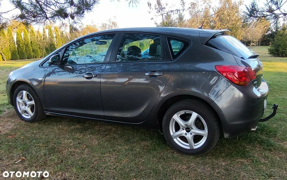 Opel Astra 1.4 T Cosmo - 2