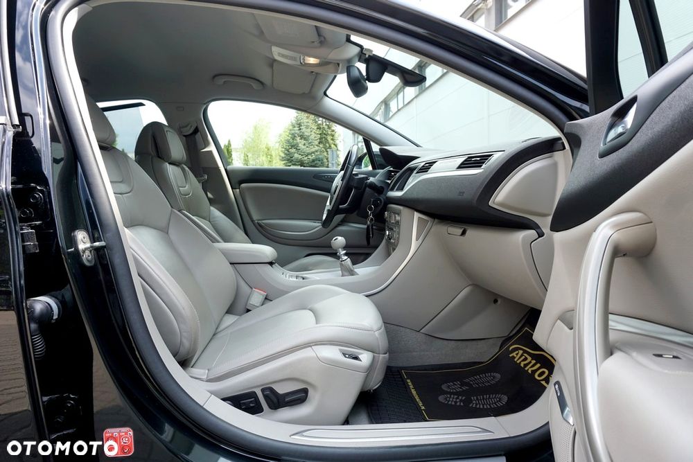 Citroën C5 2.0 HDi Exclusive - 32