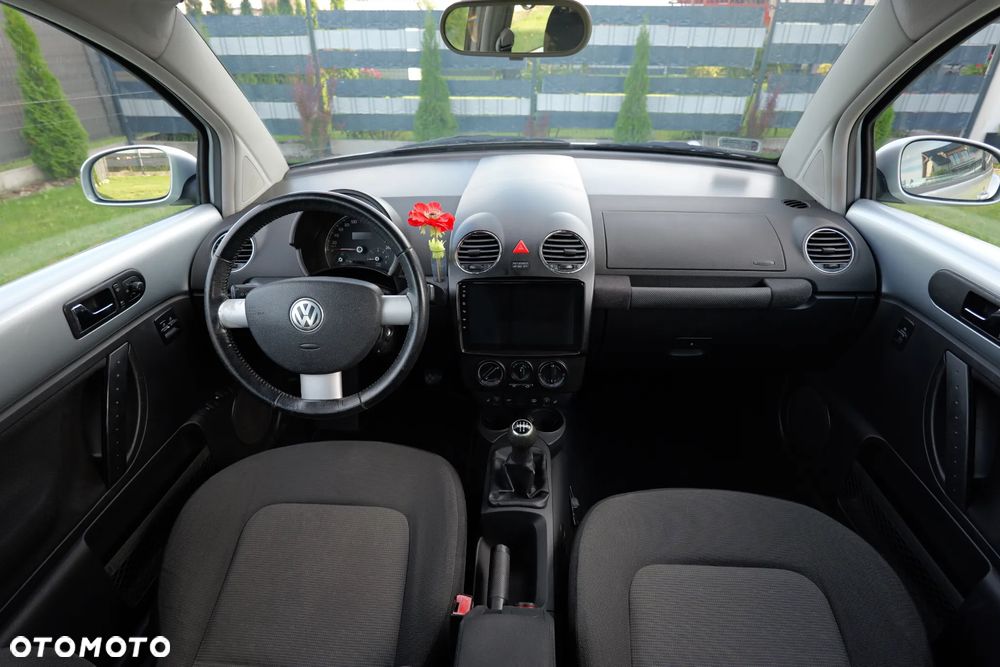 Volkswagen New Beetle 1.9 TDI - 11