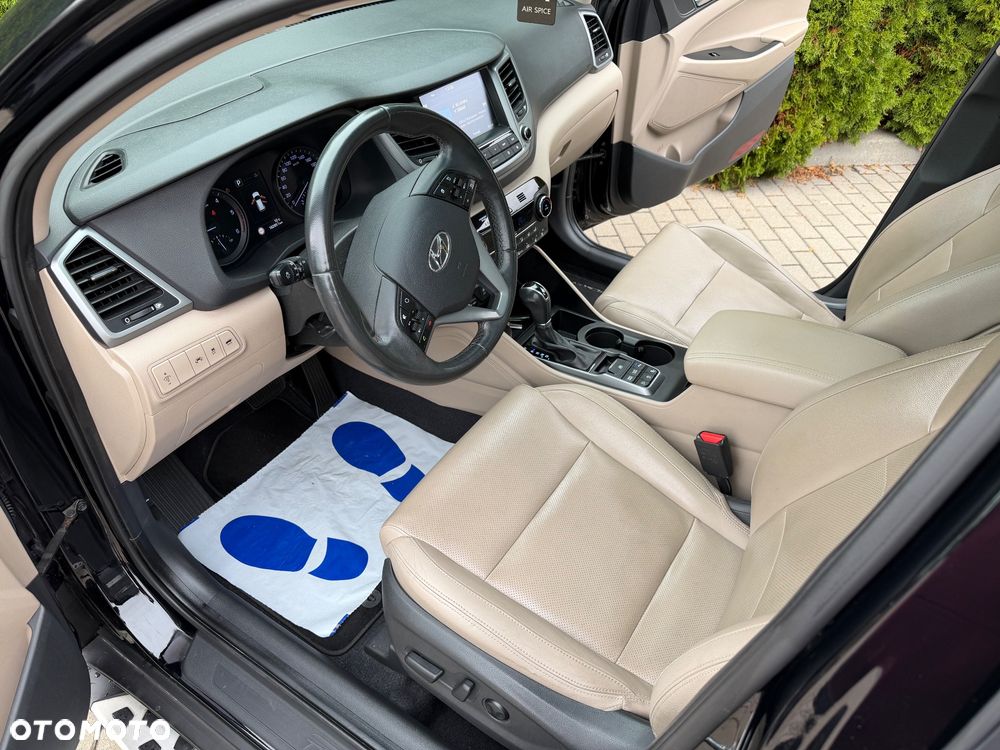 Hyundai Tucson blue 1.7 CRDi 2WD DCT Premium - 29