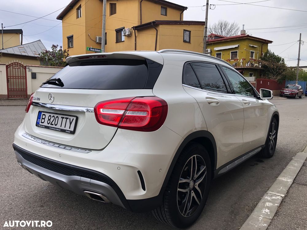 Mercedes-Benz GLA 180 AMG Line - 5