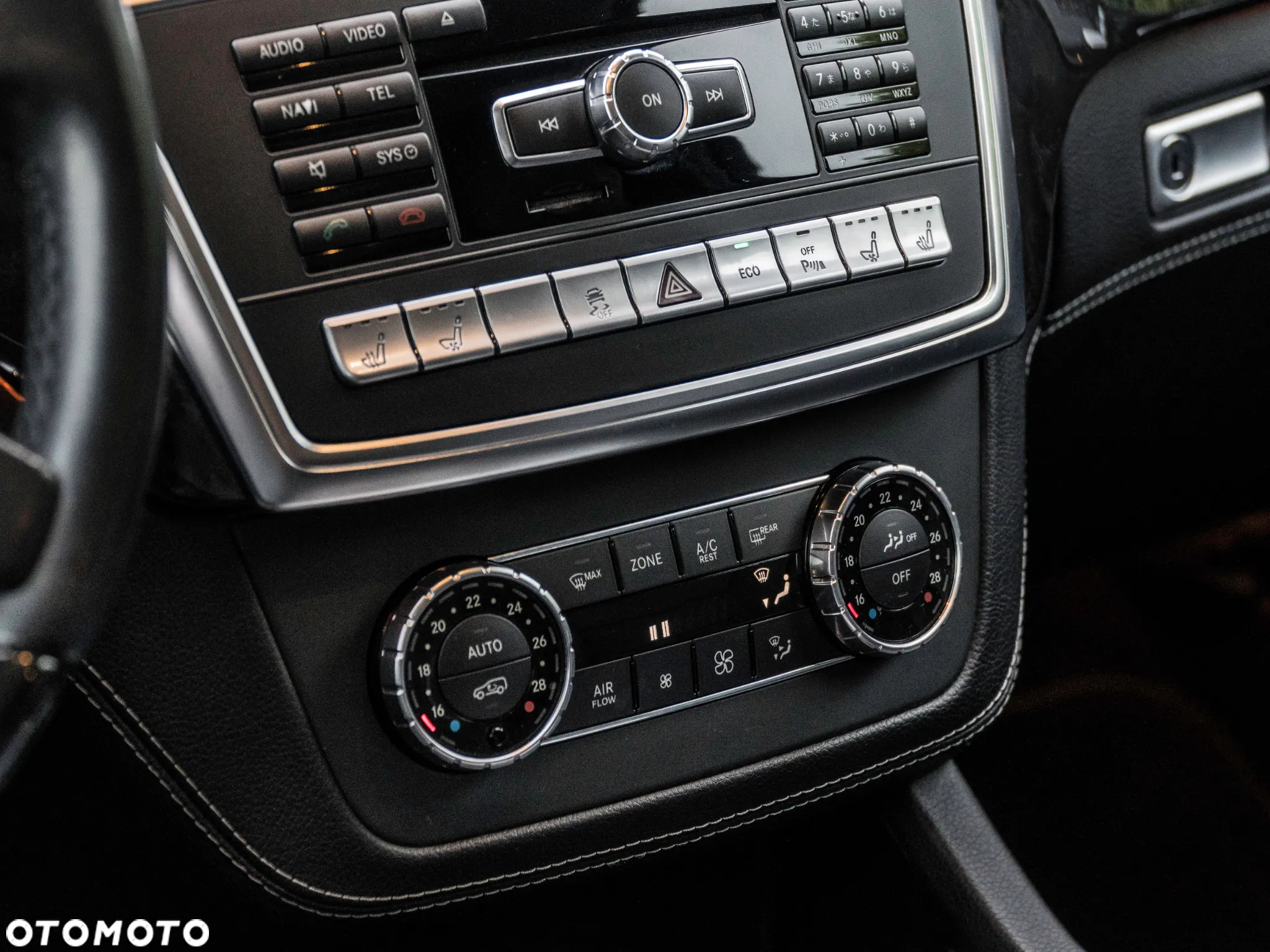 Mercedes-Benz GL 500 4-Matic - 38