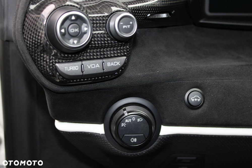 Ferrari 488 Pista - 22