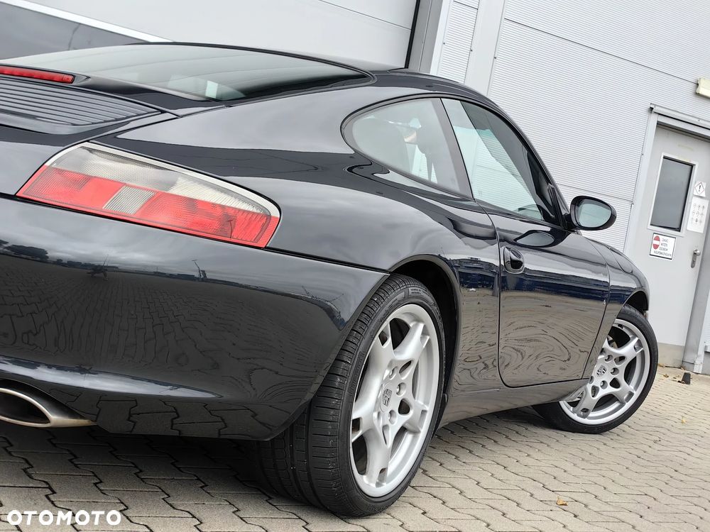 Porsche 911 - 24