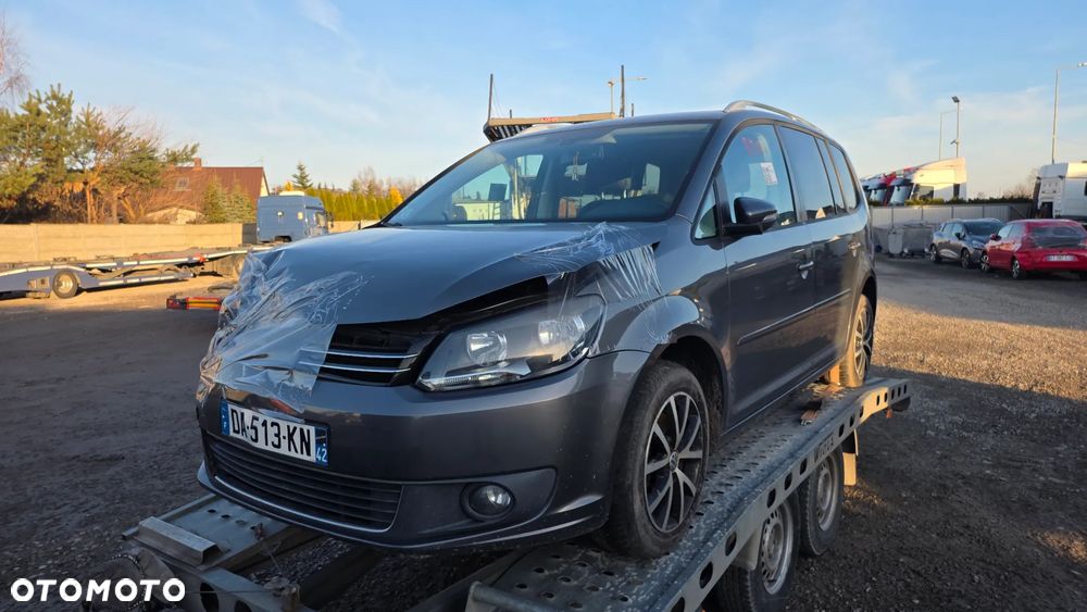 Volkswagen Touran 1.6 TDI DPF BlueMot Comfortline - 1