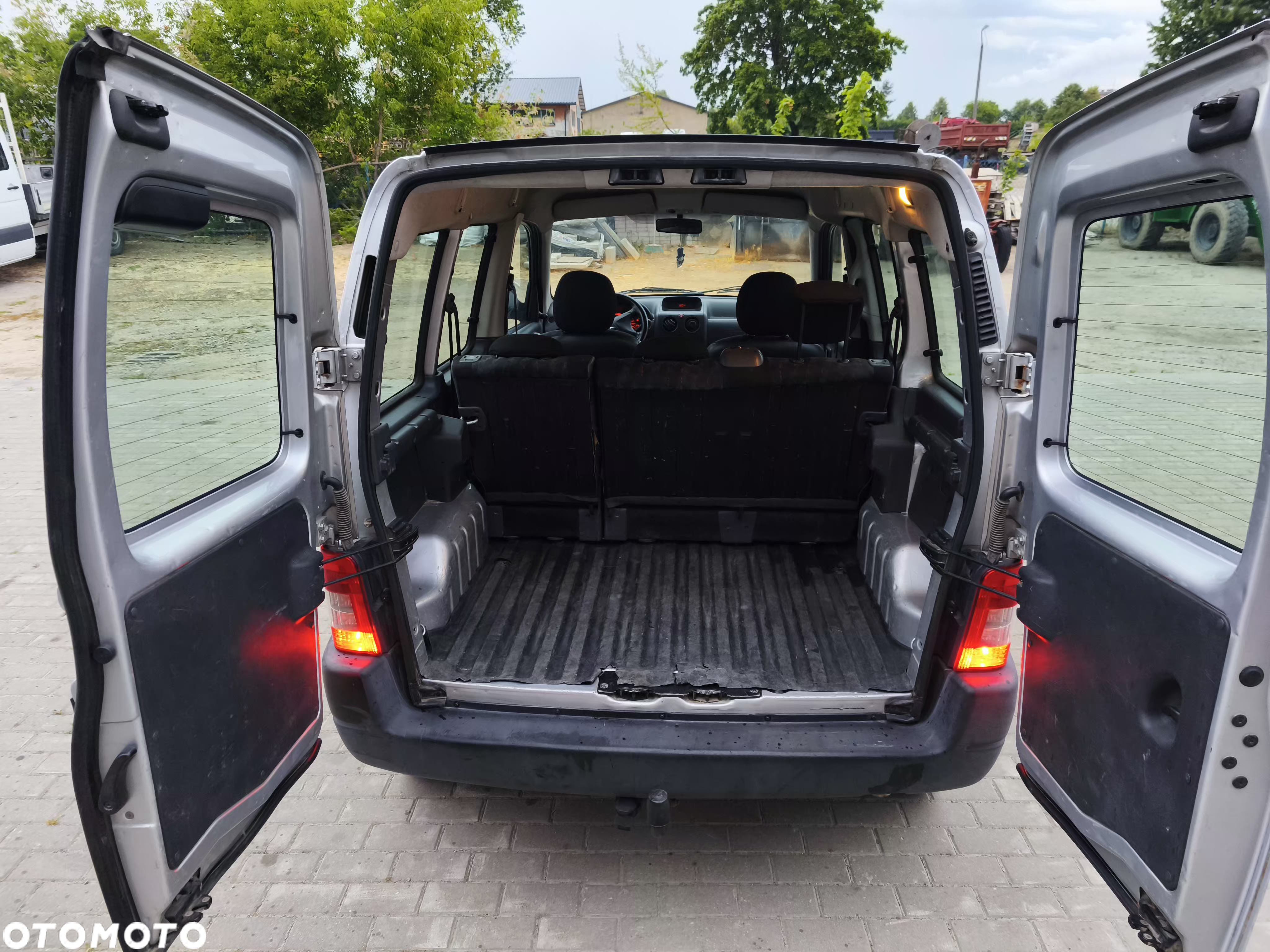Citroën Berlingo II 1.6 HDi X - 4