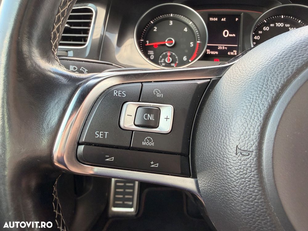 Volkswagen Golf GTD 2.0 TDI SCR DSG - 21