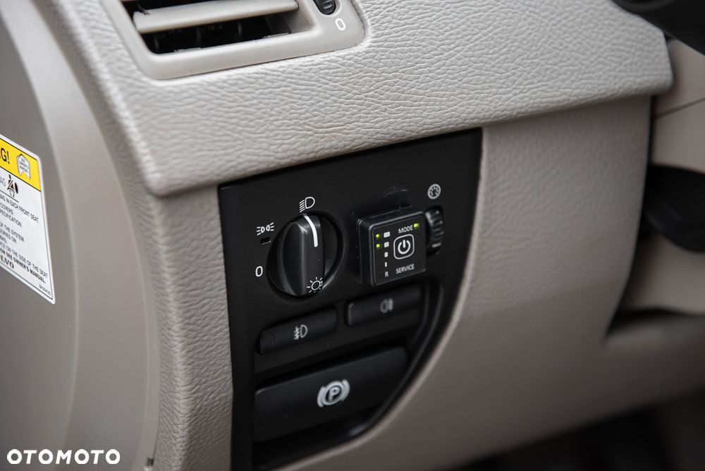 Volvo XC 90 T6 Momentum - 16