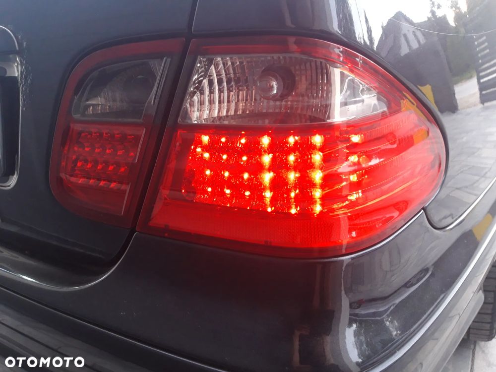 Mercedes-Benz CLK - 16