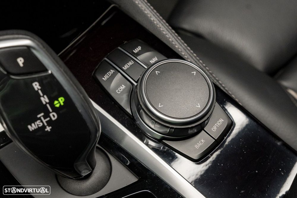 BMW 520 d Pack M Auto - 26