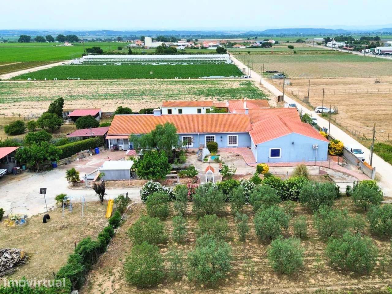 Moradia T4 c/ furo inserida em 8.400 m² terreno - Grande imagem: 3/24