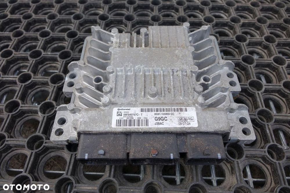 STEROWNIK SILNIKA KOMPUTER FORD TDCI 8G91-12A650-GC - 2