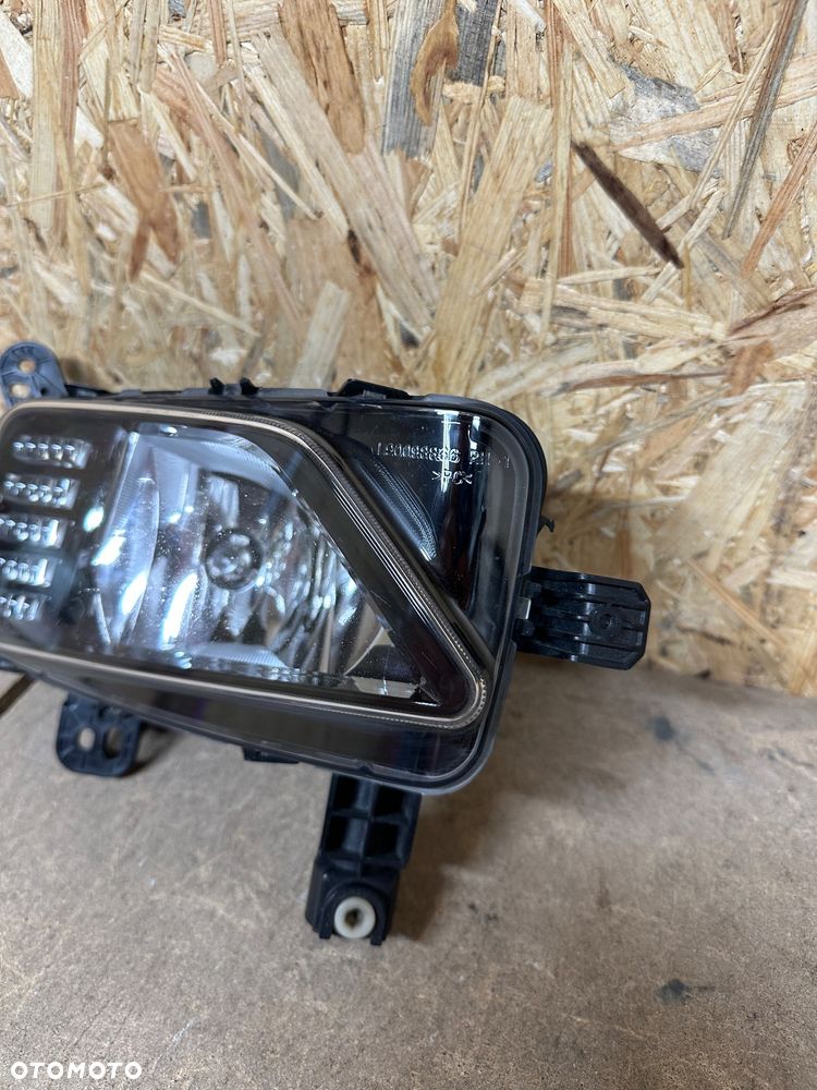 VW POLO 2G HALOGEN DRL PRAWY LEWY  2G0941662 2G0941661 - 4