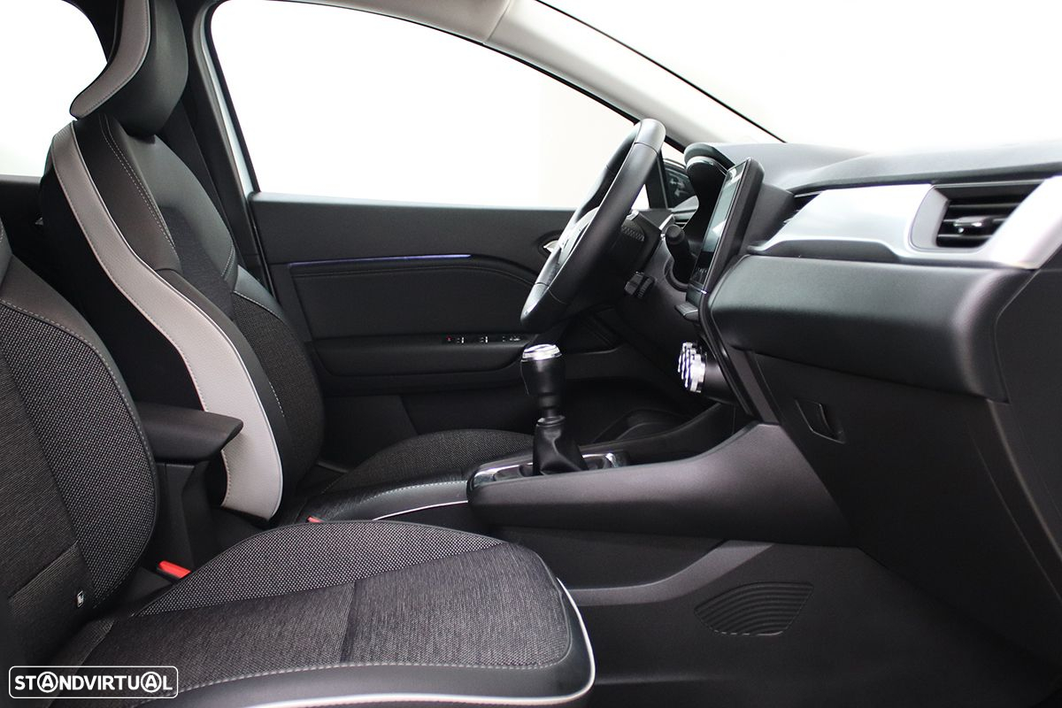 Renault Captur 1.0 TCe Techno Bi-Fuel - 22
