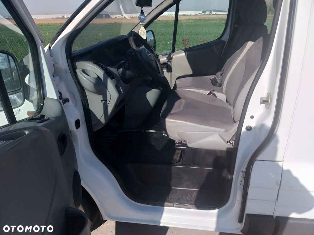 Opel VIVARO L2H1 - 8