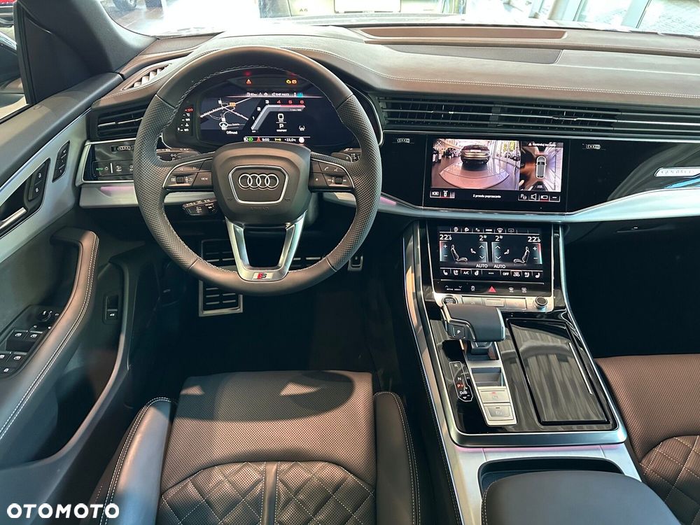 Audi Q8 - 13