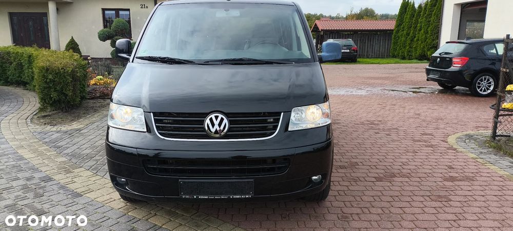 Volkswagen Multivan - 2