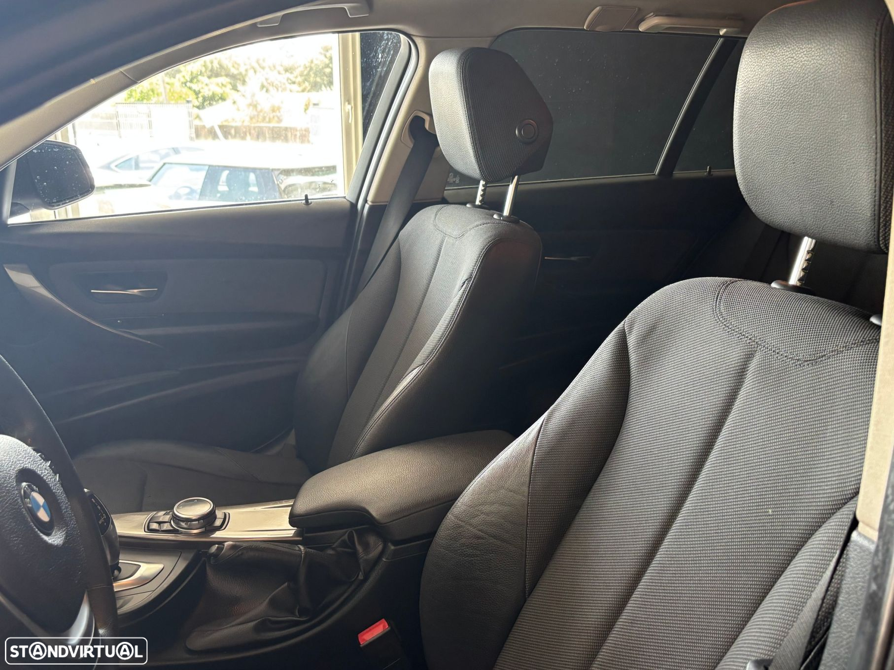 BMW 320 d Touring Auto Line Modern - 10