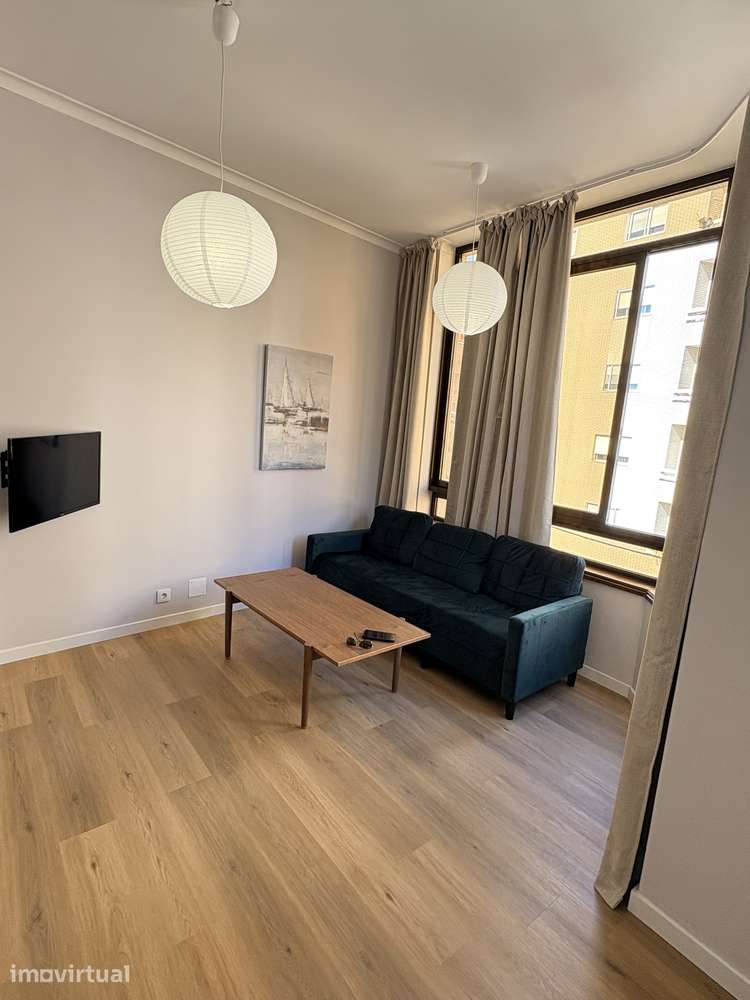 Apartamento renovado com estilo Boutique - Localização privilegiada - Grande imagem: 5/13