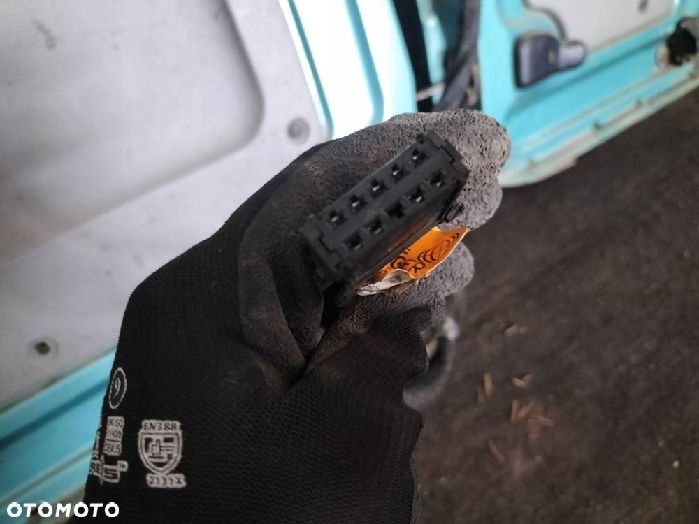 DRZWI KOMPLETNE PRAWY LEWY TYŁ SKRZYDEŁKA RENAULT KANGOO I FL TEF92 - 8