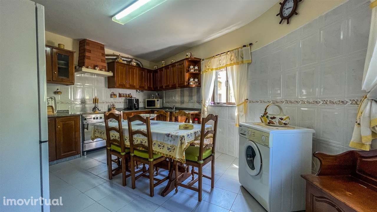 Moradia T4 | Zona Vinícola | Salzedas | Tarouca - Grande imagem: 2/20