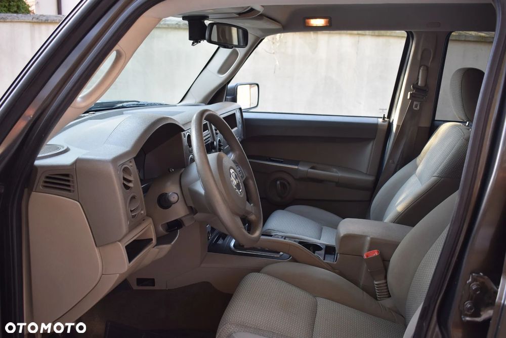 Jeep Commander 4.7 V8 - 11