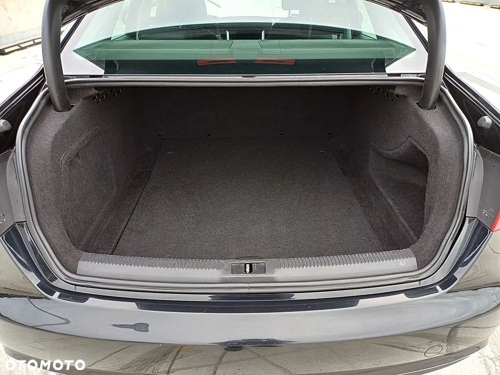 Audi A4 Limousine 2.0 TDI DPF - 22