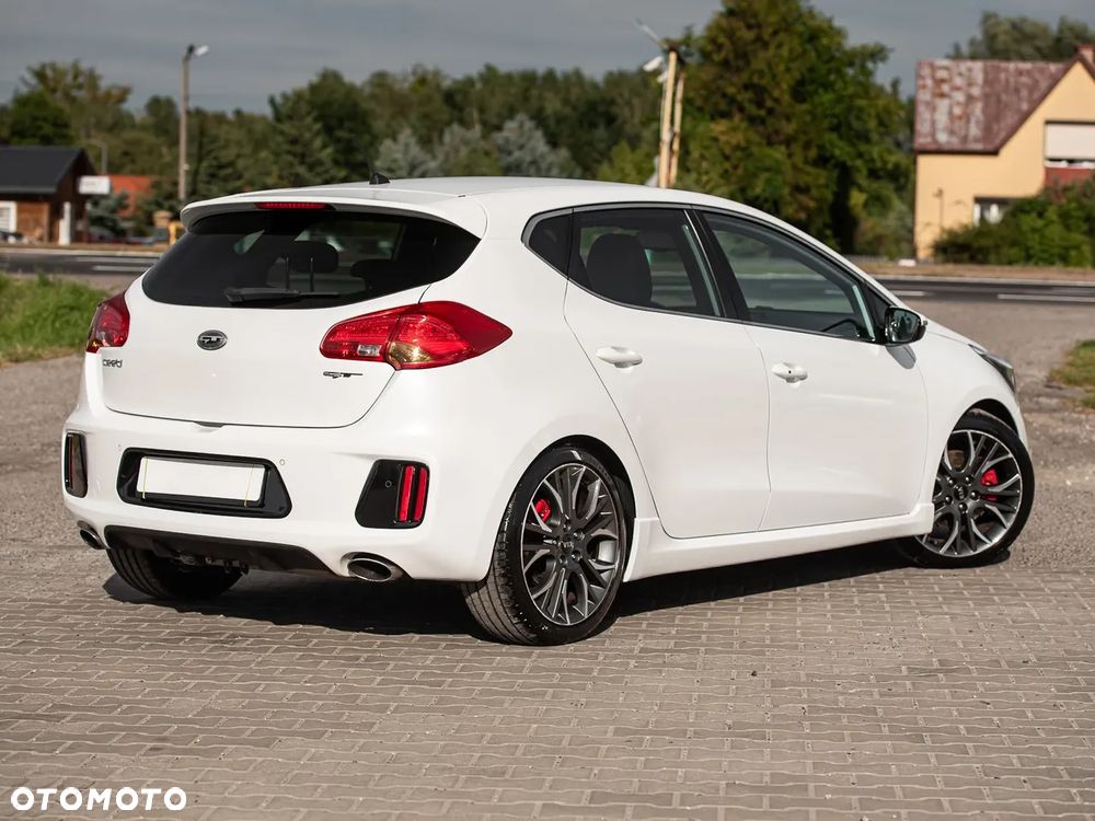 Kia Ceed 1.6 T-GDI GT L - 13