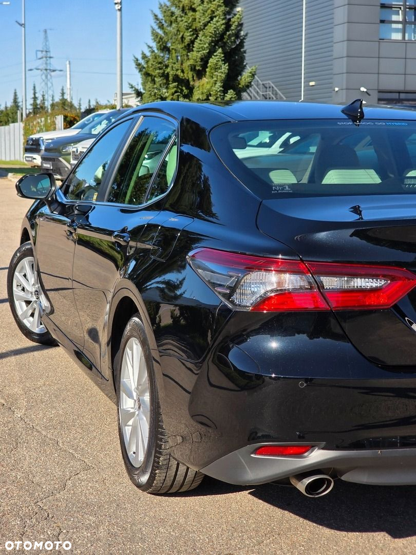 Toyota Camry 2.5 Hybrid Comfort CVT - 10