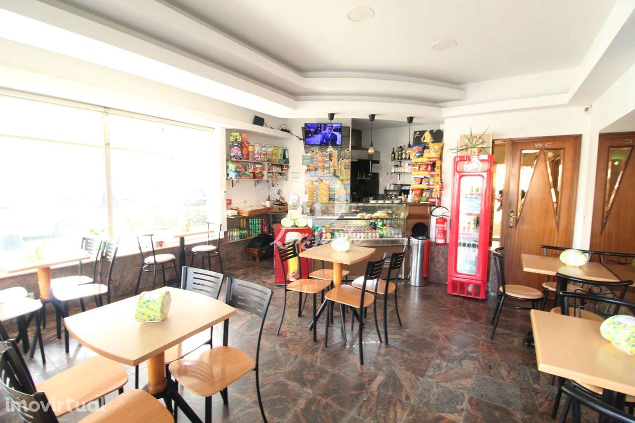 Trespasse café, muito bem localizado, em Coimbrões, V. N. Gaia - Grande imagem: 5/14