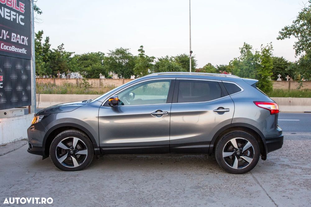 Nissan Qashqai 1.6 DCI Xtronic TEKNA - 9