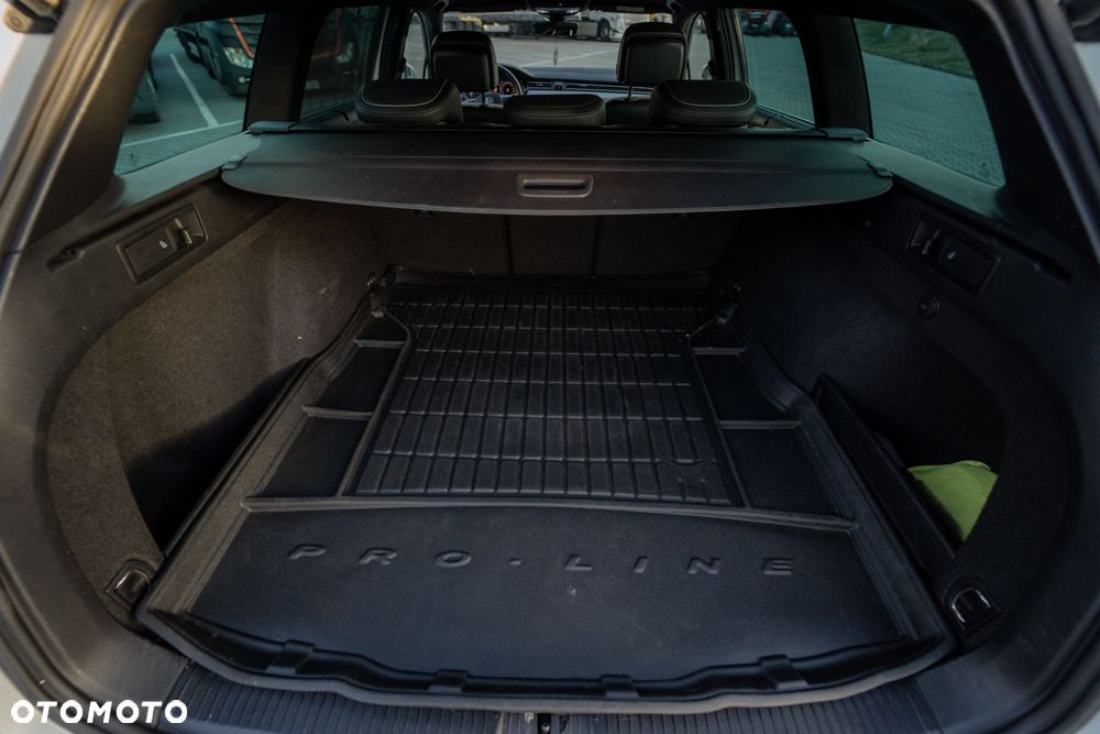 Volkswagen Passat 2.0 TDI Elegance DSG - 14
