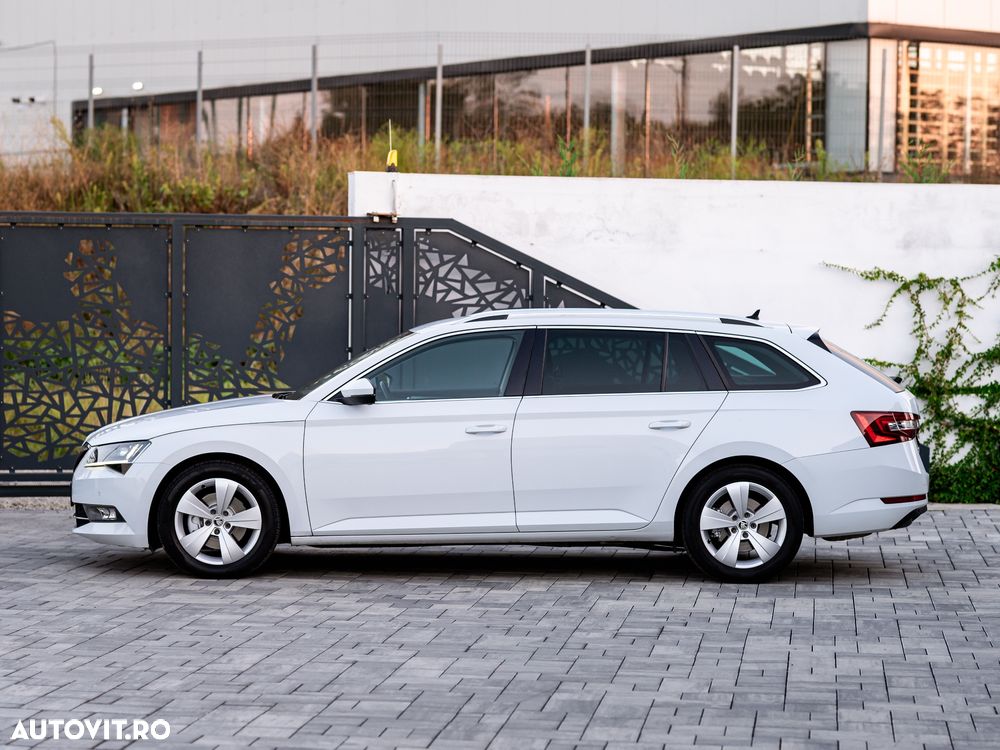 Skoda Superb 2.0 TDI DSG Ambition - 15