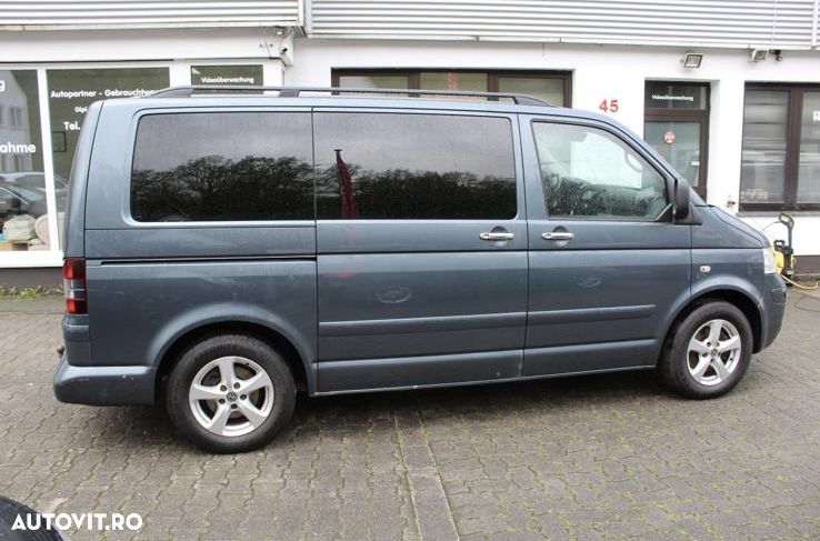 Volkswagen Multivan - 5