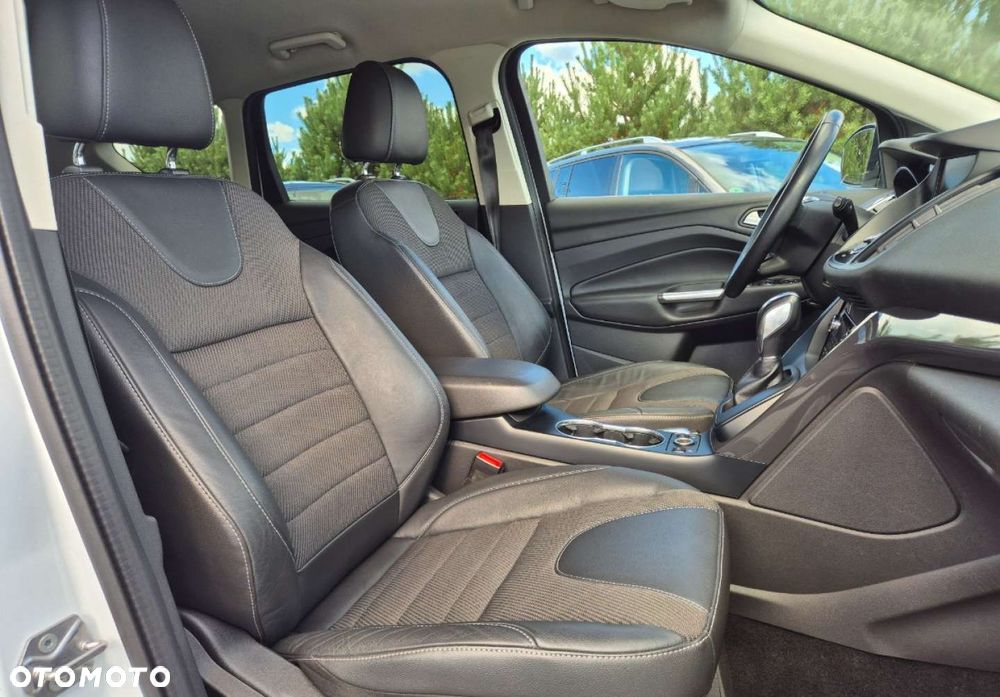 Ford Kuga - 8