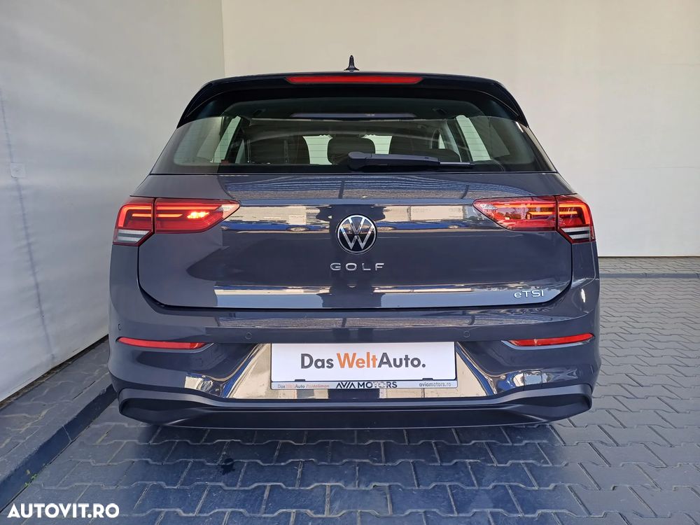 VOLKSWAGEN Golf 2023 — imagine 30