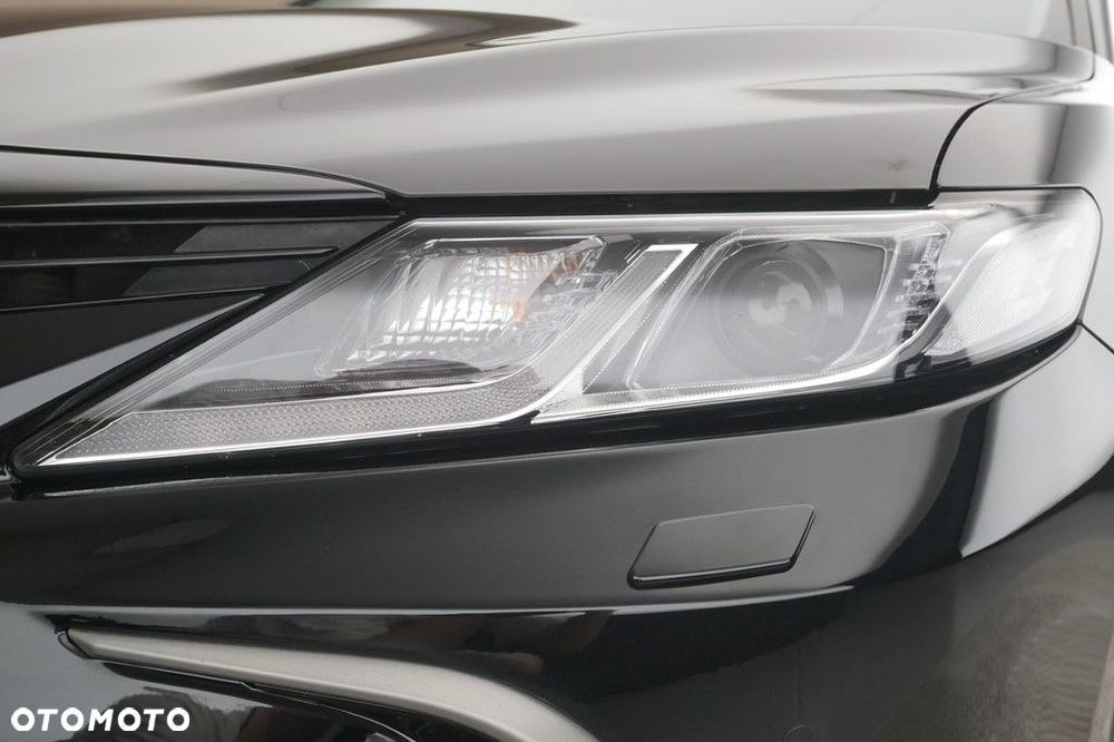 Toyota Camry 2.5 Hybrid Comfort CVT - 13