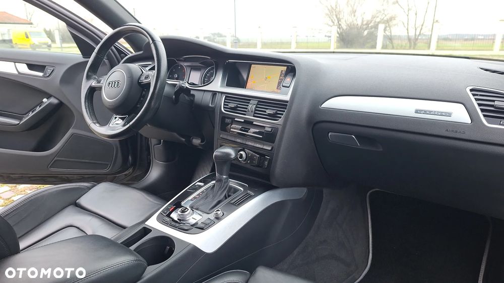 Audi A4 Avant 2.0 TDI DPF quattro S tronic S line Sportpaket - 25