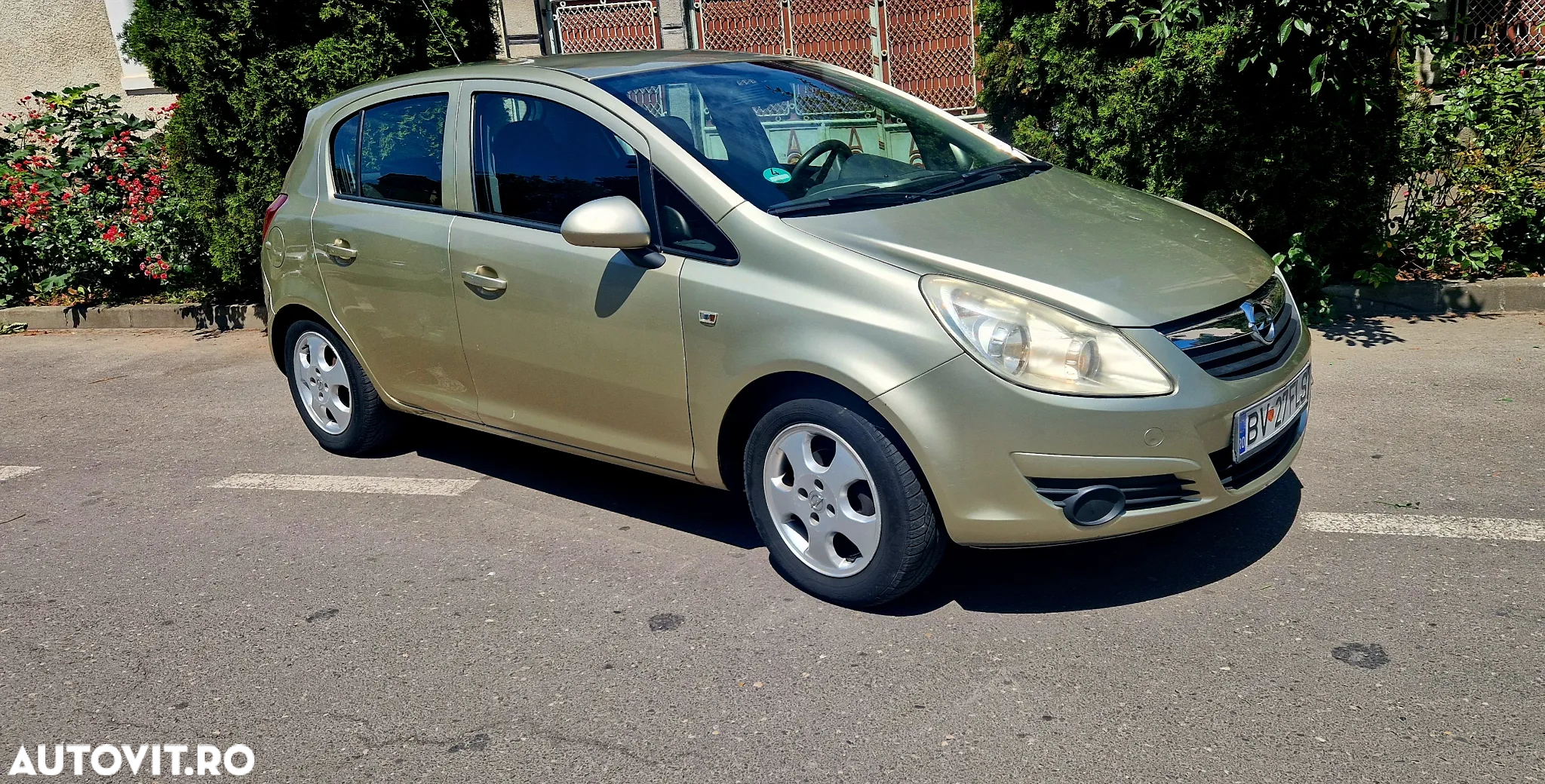 Opel Corsa - 2